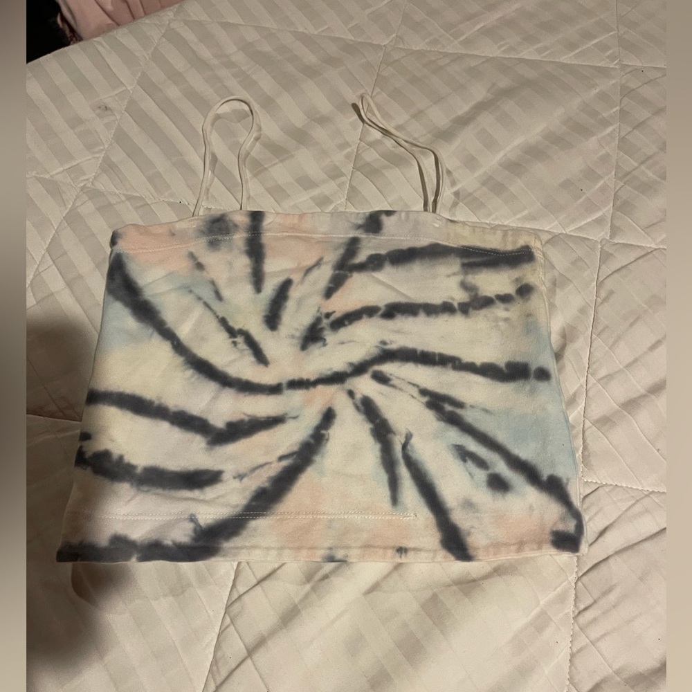 American Eagle tie dye crop top